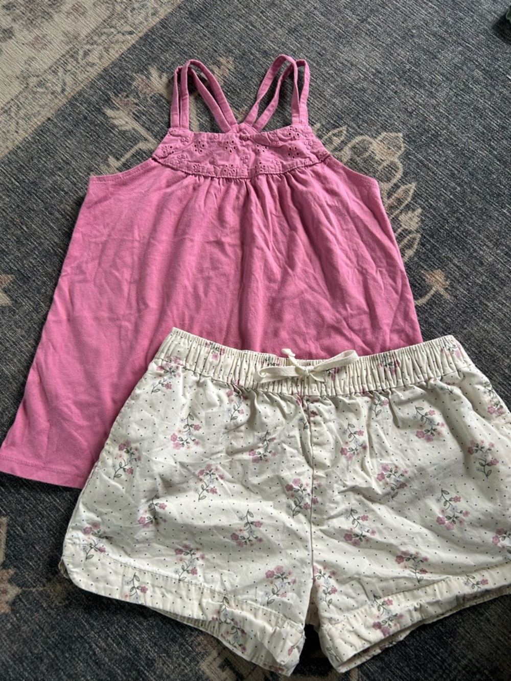 OshKosh B'gosh Pink Tank Top with Floral Cream Shorts